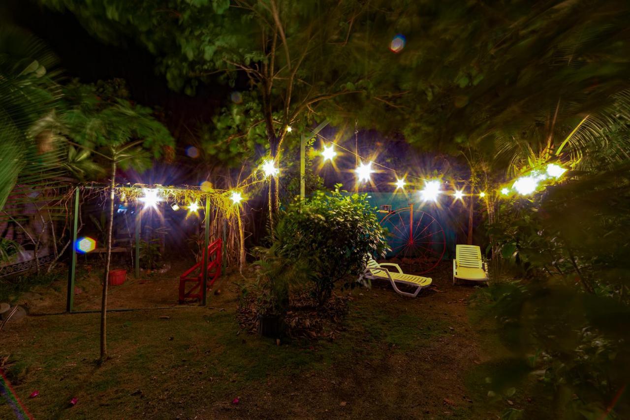 The Spot Hostel Esterillos Bagian luar foto