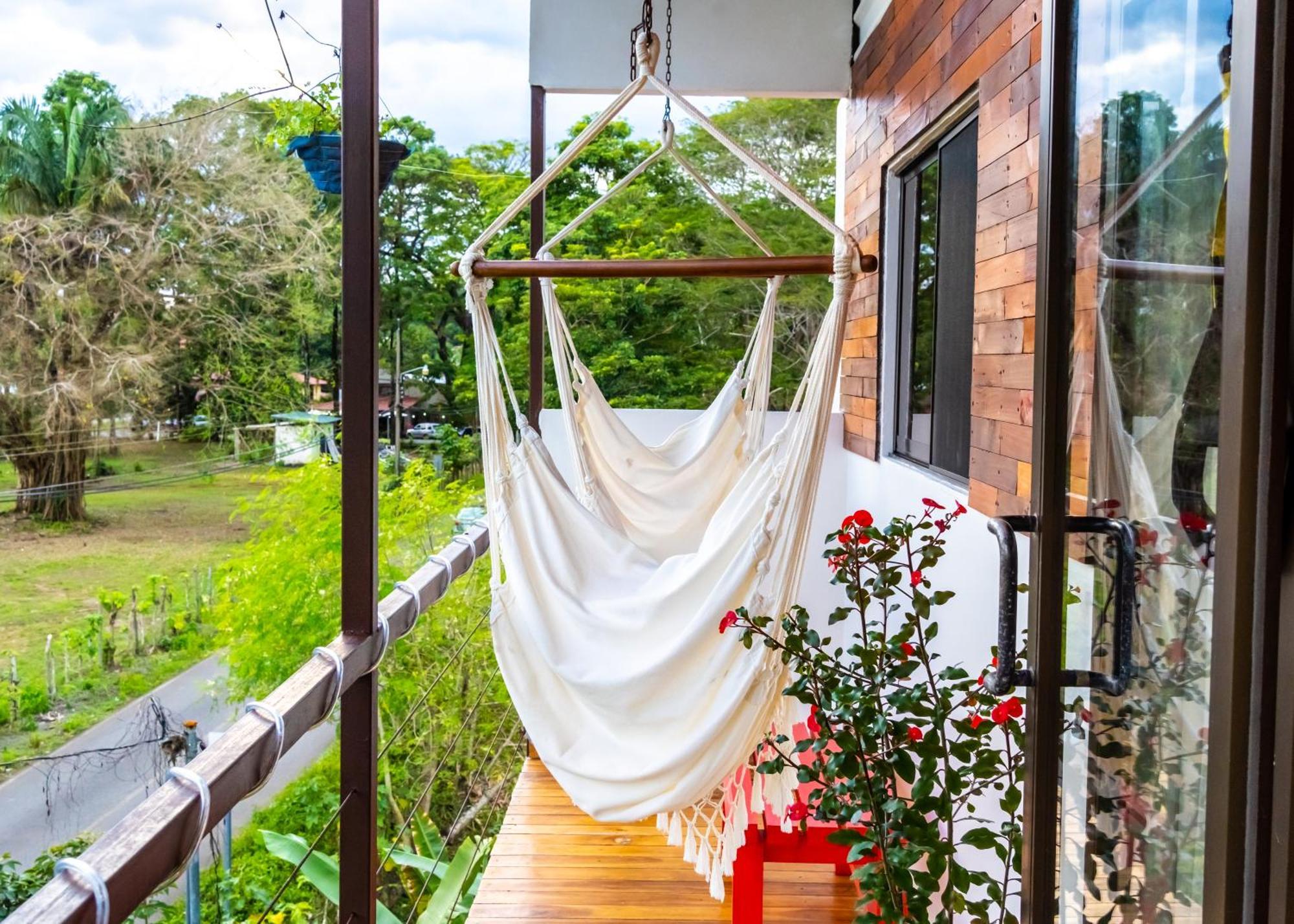 The Spot Hostel Esterillos Bagian luar foto